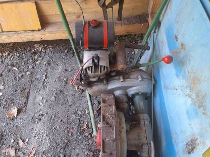 Bild 2:Balkenmäher Motormäher