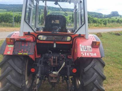 Bild 5:Traktor Steyr 8075 AP