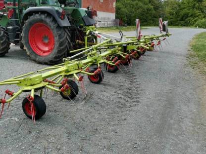 Bild 2:Kreiselheuer Claas Volto 870H
