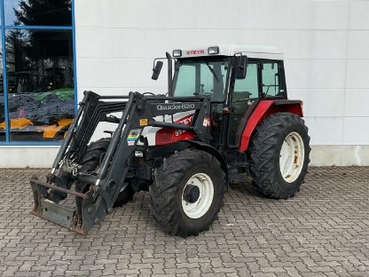 Steyr M 968 mit Quicke Frontlader