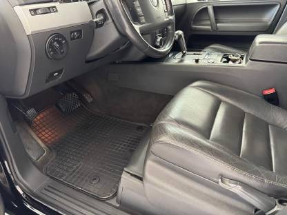 Bild 8:VW Touareg R5 TDI neues Pickerl ohne Mängel