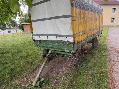 Bild 5:Schaf-Ziegenanhänger