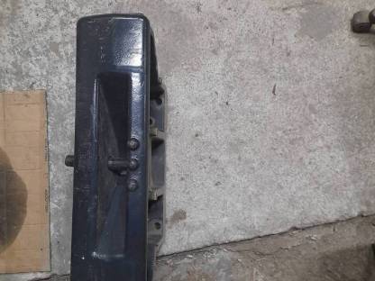 Bild 2:Frontgewichtsträger Valtra