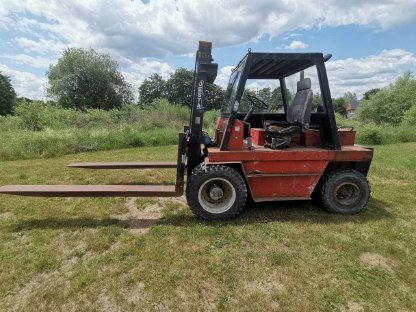 Bild 7:Geländestapler Hubkraft 5.000 kg Eigengewicht 8.500 kg DESTA 5005