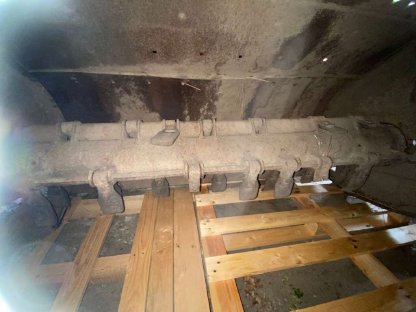 Bild 6:Taarup Mulcher SKT 1500, Palettengabel und Arbeitsbühne