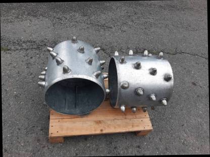 Bild 3:Aebi Motormäher Stachelwalzen