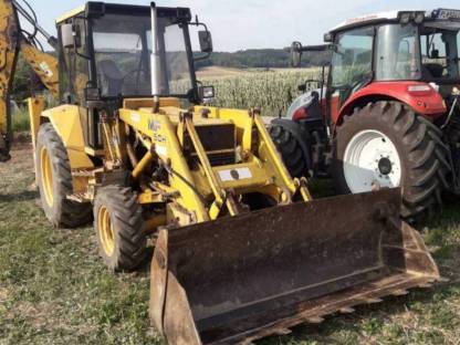 Bild 5:Baggerlader MF 50 H