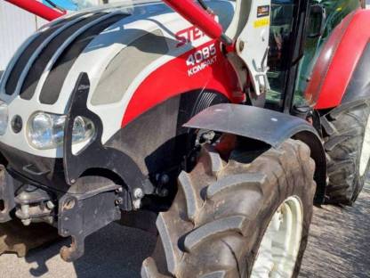 Bild 7:Steyr Kompakt 4085 mit Hauer Frontlader und Forstausrüstung