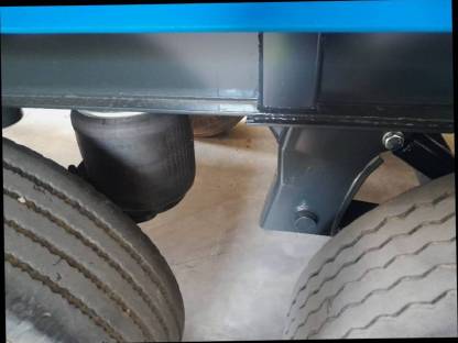 Bild 3:3-Achs 3-Seitenkipper