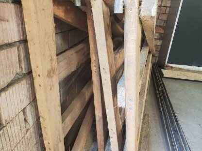 Bild 6:Holztore – 3,40 m breit × 1,60 m hoch