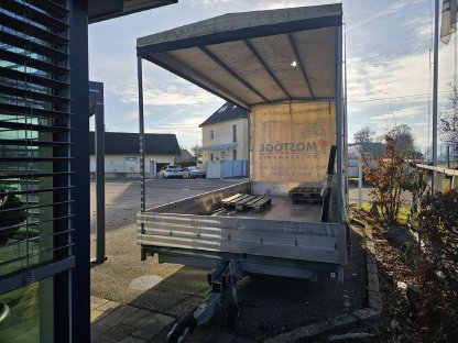 Bild 3:PKW Anhänger 5,2 x 2,4 m mit Planenaufbau