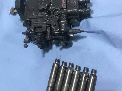 Bild 3:VE Einspritzpumpe 610 612 Motor