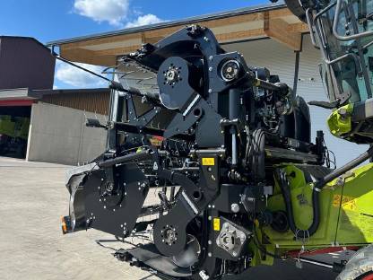 Bild 2:Geringhoff Getreideschneidwerk HV 720