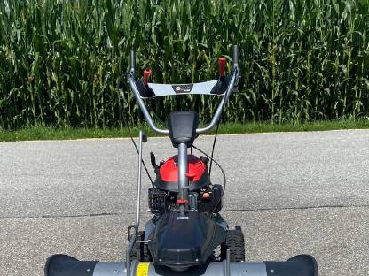 Bild 5:Kehrmaschiene Lumag