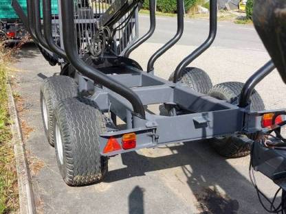 Bild 5:Öhler Holzrückewagen THK 120 P