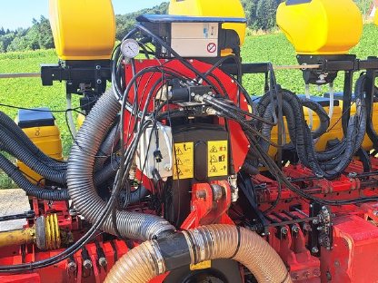 Bild 6:Matermacc MS 8230 12-reihig