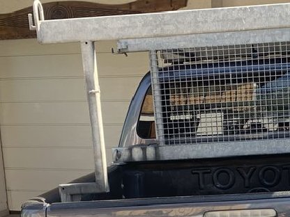 Bild 2:Toyota Hilux Dachträger