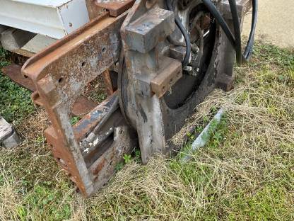 Bild 3:Kaup Drehgerät samt Zinkenverstellung