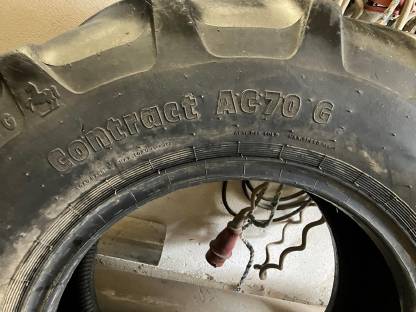 Bild 2:Traktorreifen 375/70 R 20