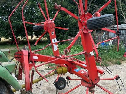 Bild 7:Heuwender Fella Hydro 5.20