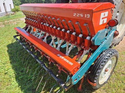 Reform Semo 77 225 cm mit Kleesamenstreuer