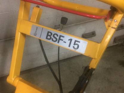 Bild 2:Wurzelstockfräse 15 PS Lumag