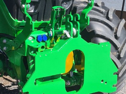 Schneepflugplatte für John Deere 6R Modelle
