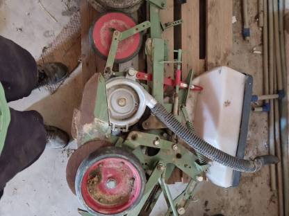Planter Nodet 2