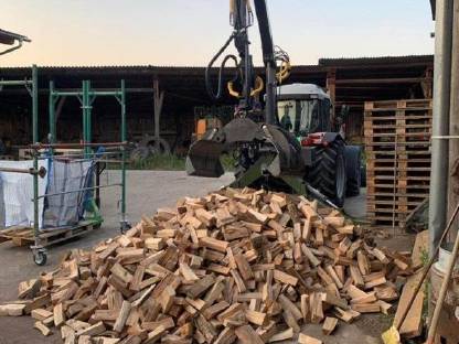 FARMA Forstkran 8,5 m, 3-Punkt mit Flopdown Abstützung CAT 2/3