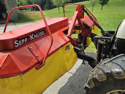 Bild 2:Knüsel 300 F Mähwerk