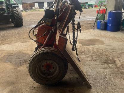 Bild 2:Tiger Rückewagen 8 t