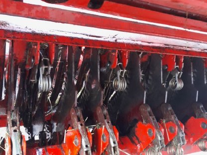 Bild 9:Boss II Ladewagen Pöttinger