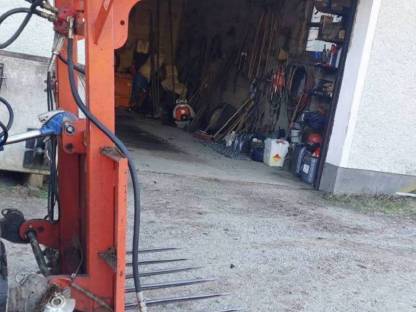 Bild 4:Siloblockschneider Hydrac