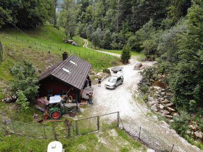 Bild 2:Landwirtschaftliches Grundstück mit Hobbyfischzucht