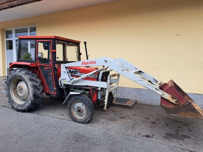 Massey Ferguson 245