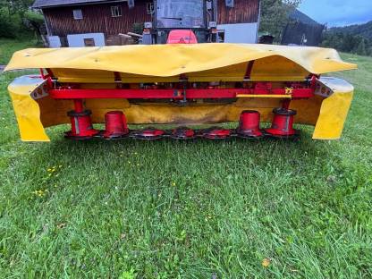 Bild 3:Pöttinger Novaalpin 301T Mähwerk