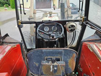 Bild 3:MF 274 Allrad