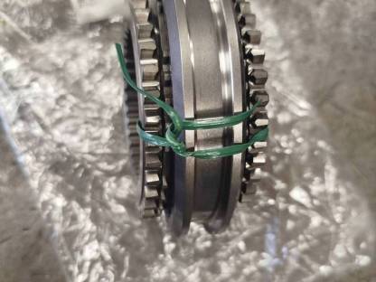 Bild 2:Synchroneinheit Steyr 9000