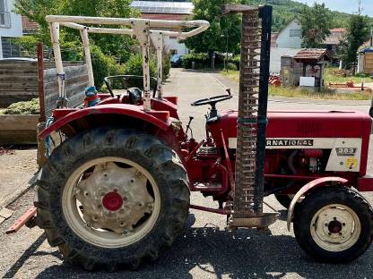 IHC (McCormick) Traktor Typ 383 (35 PS) EZ Apr./1973