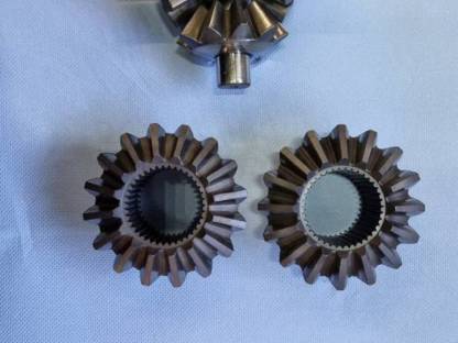 Bild 2:Lindner T3500s Differentialteile