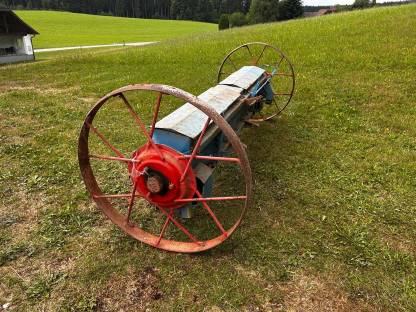 Düngestreuer