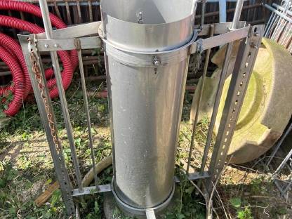 Bild 3:Futterautomaten