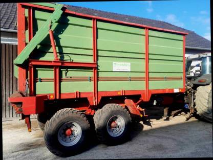Häckselwagen