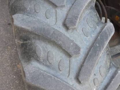 BKT Traktor Reifen 360/70 R20
