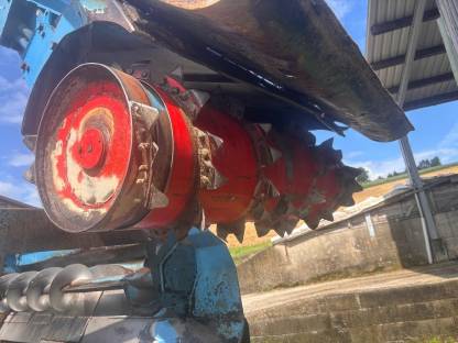 Bild 3:Futtermischwagen Himel DX 75