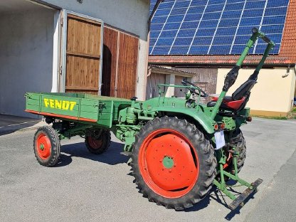 Bild 2:Geräteträger Fendt 230 GT