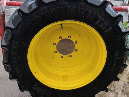 Traktorreifen Pflegeräder John Deere 6420