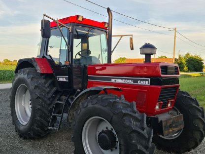 Case International 1455 XL
