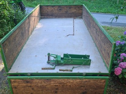 Bild 4:Einachsanhänger für Oldtimer/Kleintraktoren