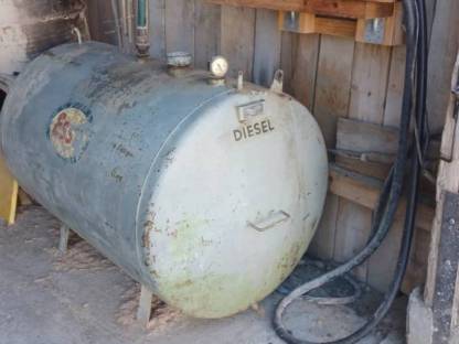 Bild 2:Dieseltank